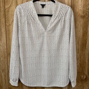 Ann Taylor White & Black Dot Print Blouse | Size M
